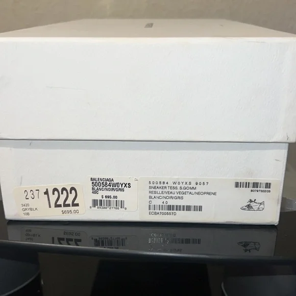 BALENCIAGA RACE RUNNERS‼️‼️ Size 40 - Picture 11 of 11